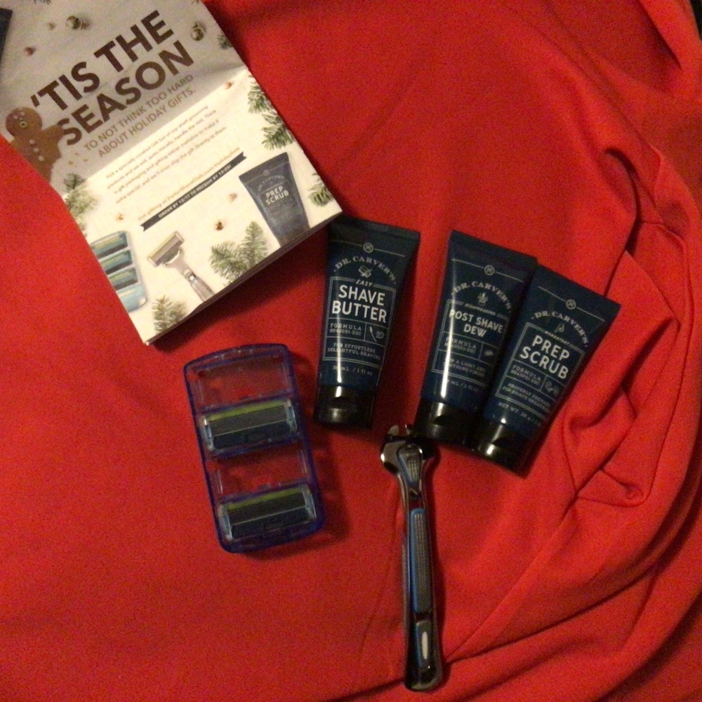 ❗️Dollar Shave Club| Razor + Blades & 3 Creams❗️